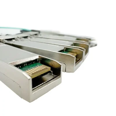 โซลูชัน Optical Transceiver (NETBAND) - AOC Cable สายสัญญาณ 40G QSFP+ ถึง 4x10G SFP+ คุณภาพสูงสำหรับศูนย์ข้อมูล